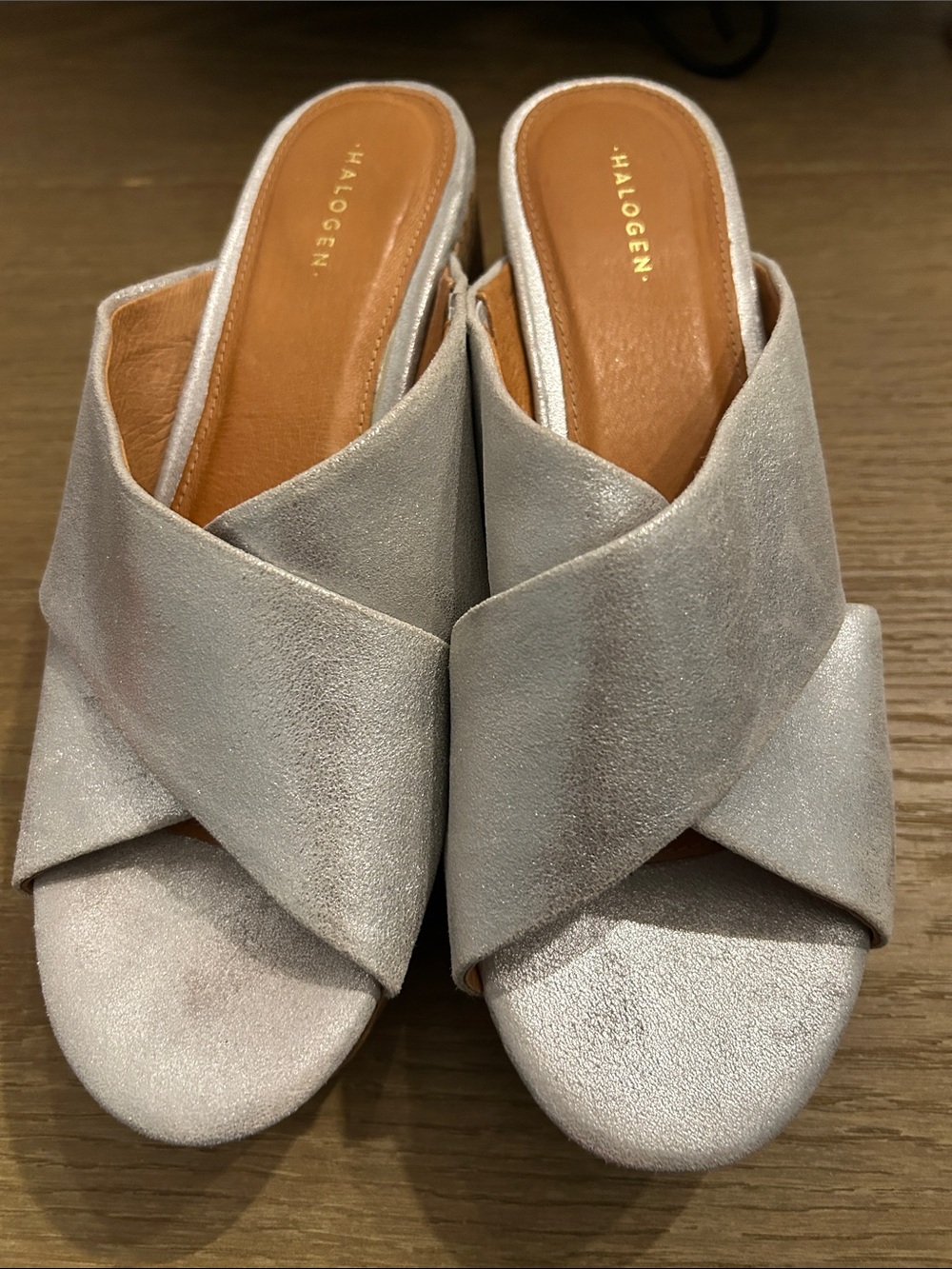 Halogen Elena platform wedge sandals, size 9 silver